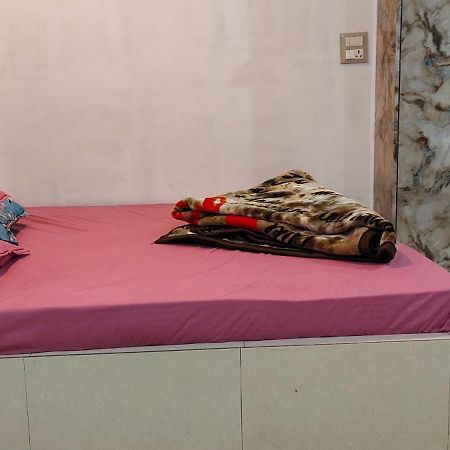 Mangalam Gold Guest House Varanasi Exteriör bild
